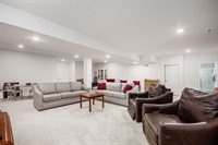 6727 Cat Singer Circle South, Hilliard, OH 43026