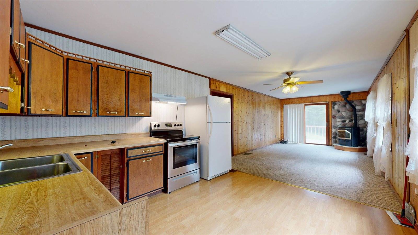 16597 County Hwy H, Marshall, WI 53581