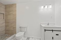 6010 Kenwood Avenue, Kansas City, MO 64110