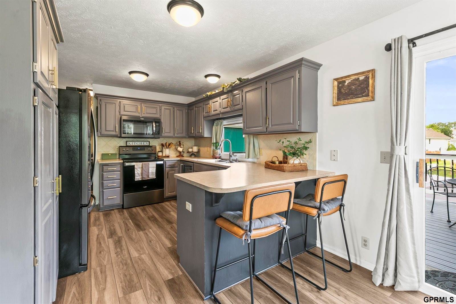 614 Eagle View Drive, Papillion, NE 68133