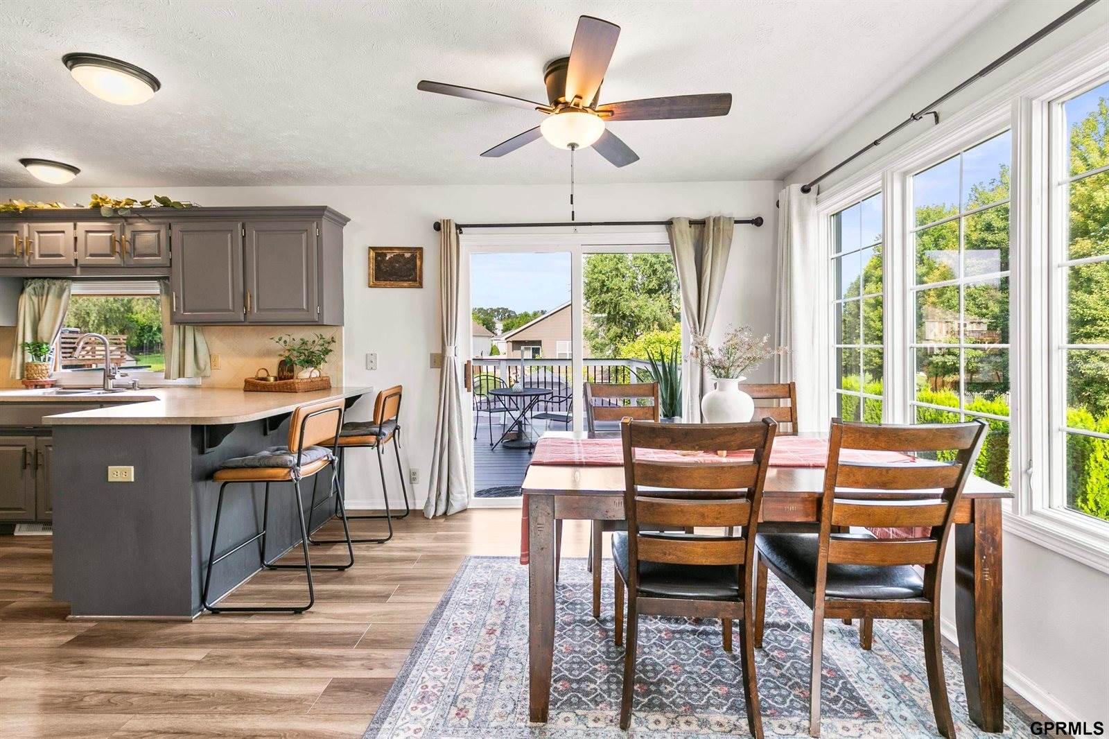 614 Eagle View Drive, Papillion, NE 68133