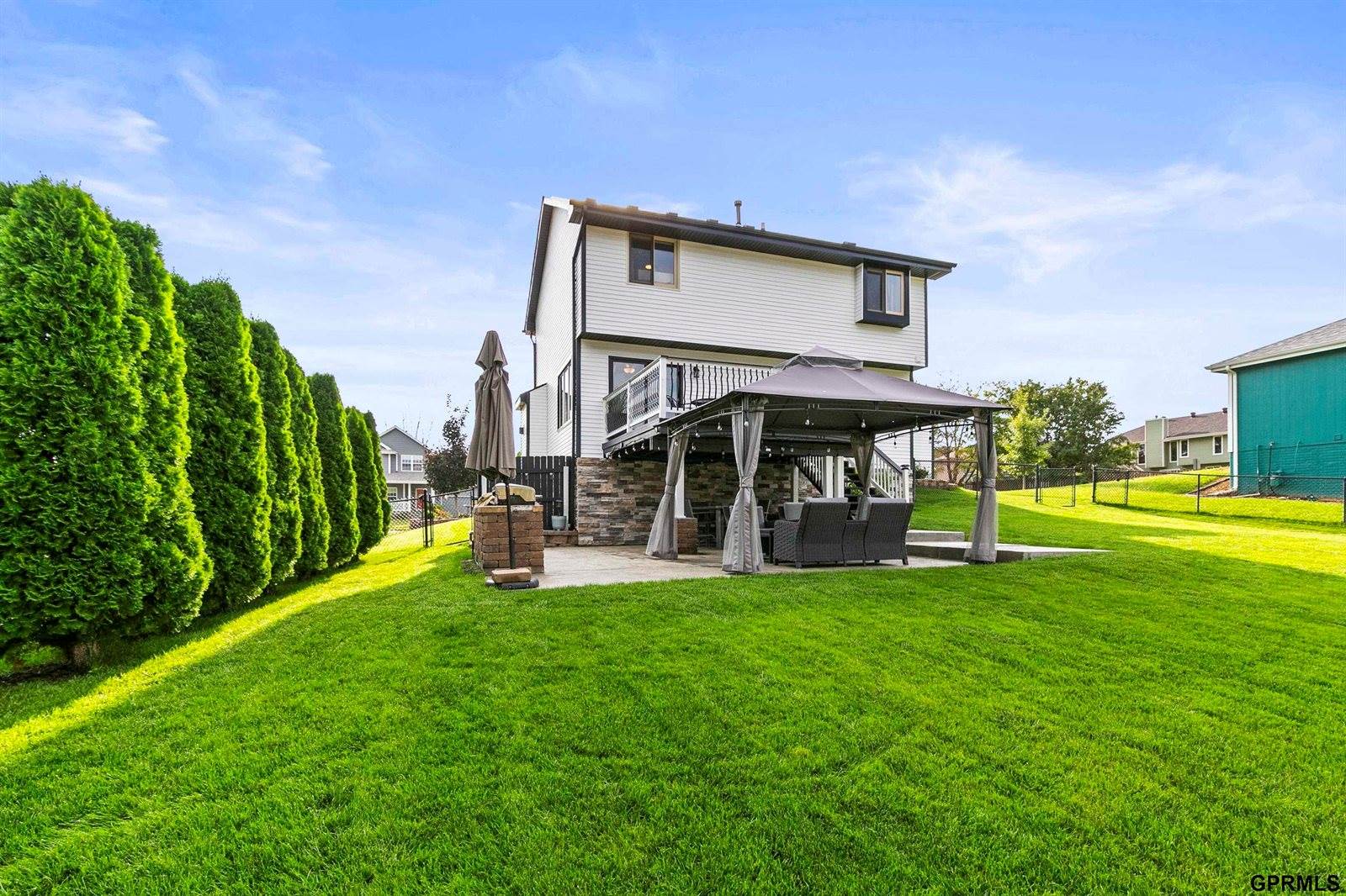 614 Eagle View Drive, Papillion, NE 68133