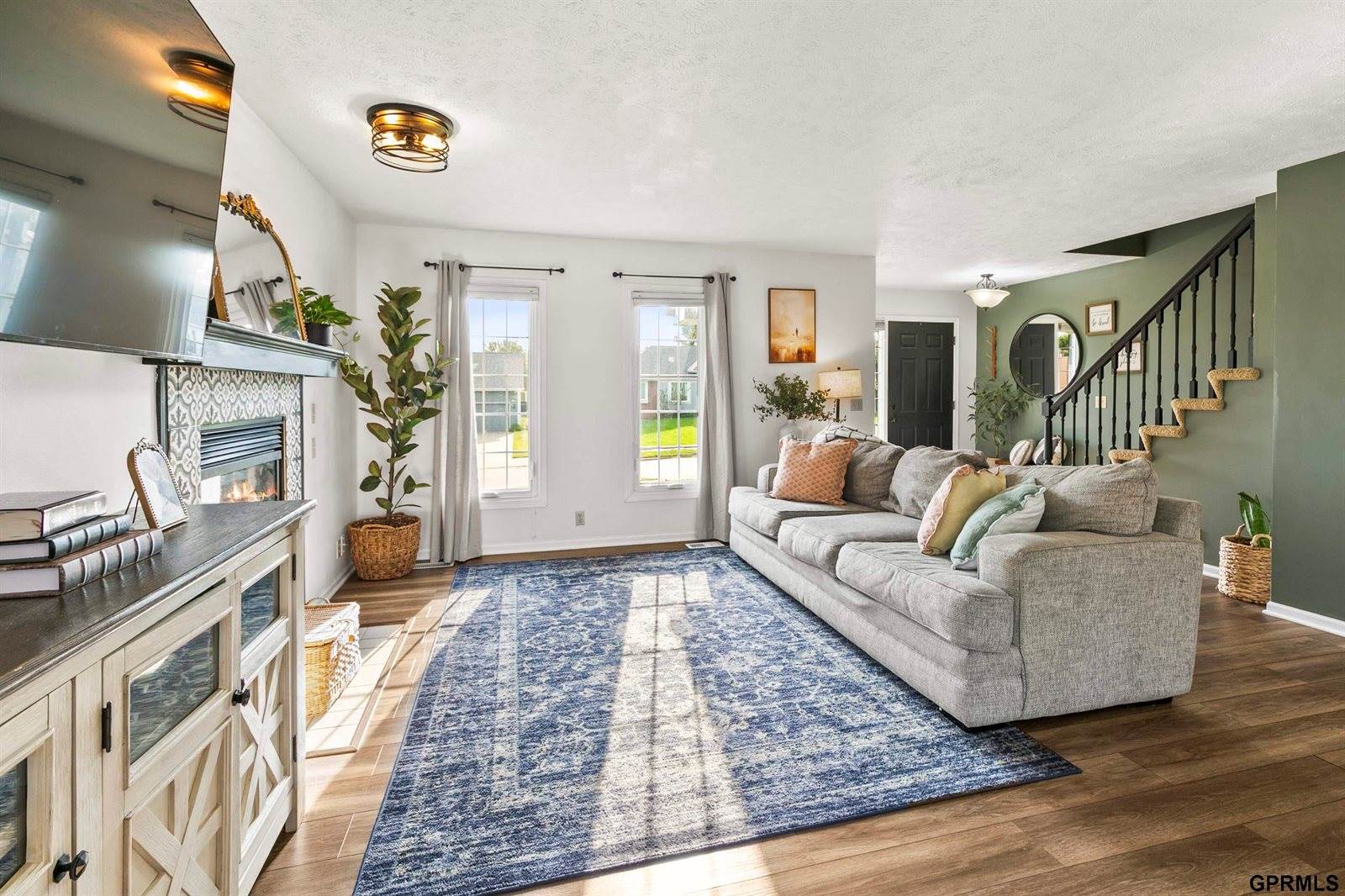 614 Eagle View Drive, Papillion, NE 68133