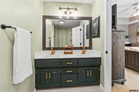 614 Eagle View Drive, Papillion, NE 68133