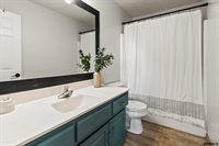 614 Eagle View Drive, Papillion, NE 68133