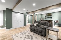 614 Eagle View Drive, Papillion, NE 68133