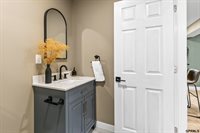 614 Eagle View Drive, Papillion, NE 68133