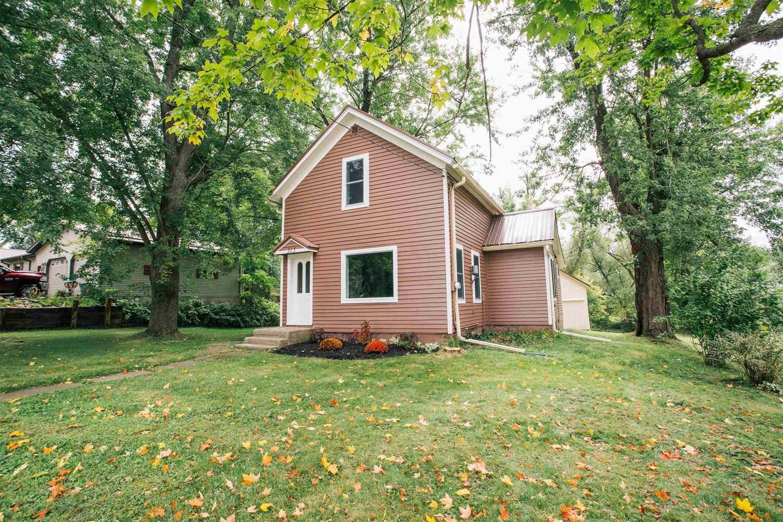 315 W Begley Street, Greenwood, WI 54437