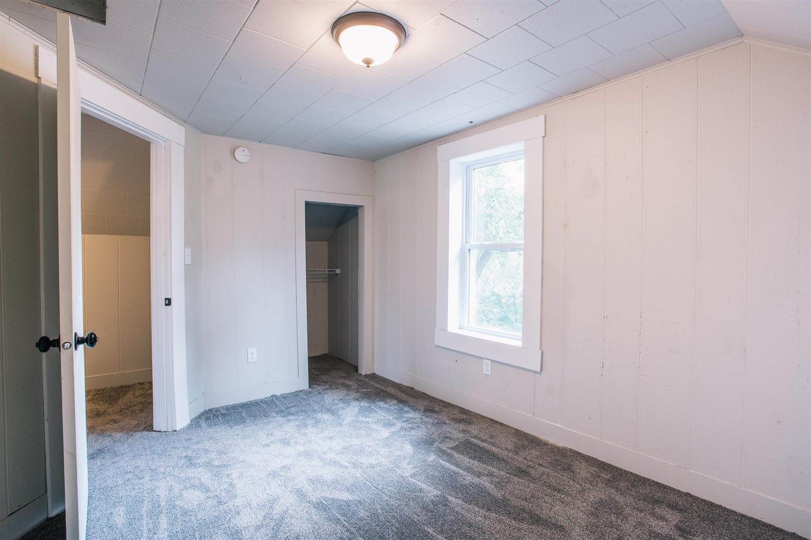 315 W Begley Street, Greenwood, WI 54437