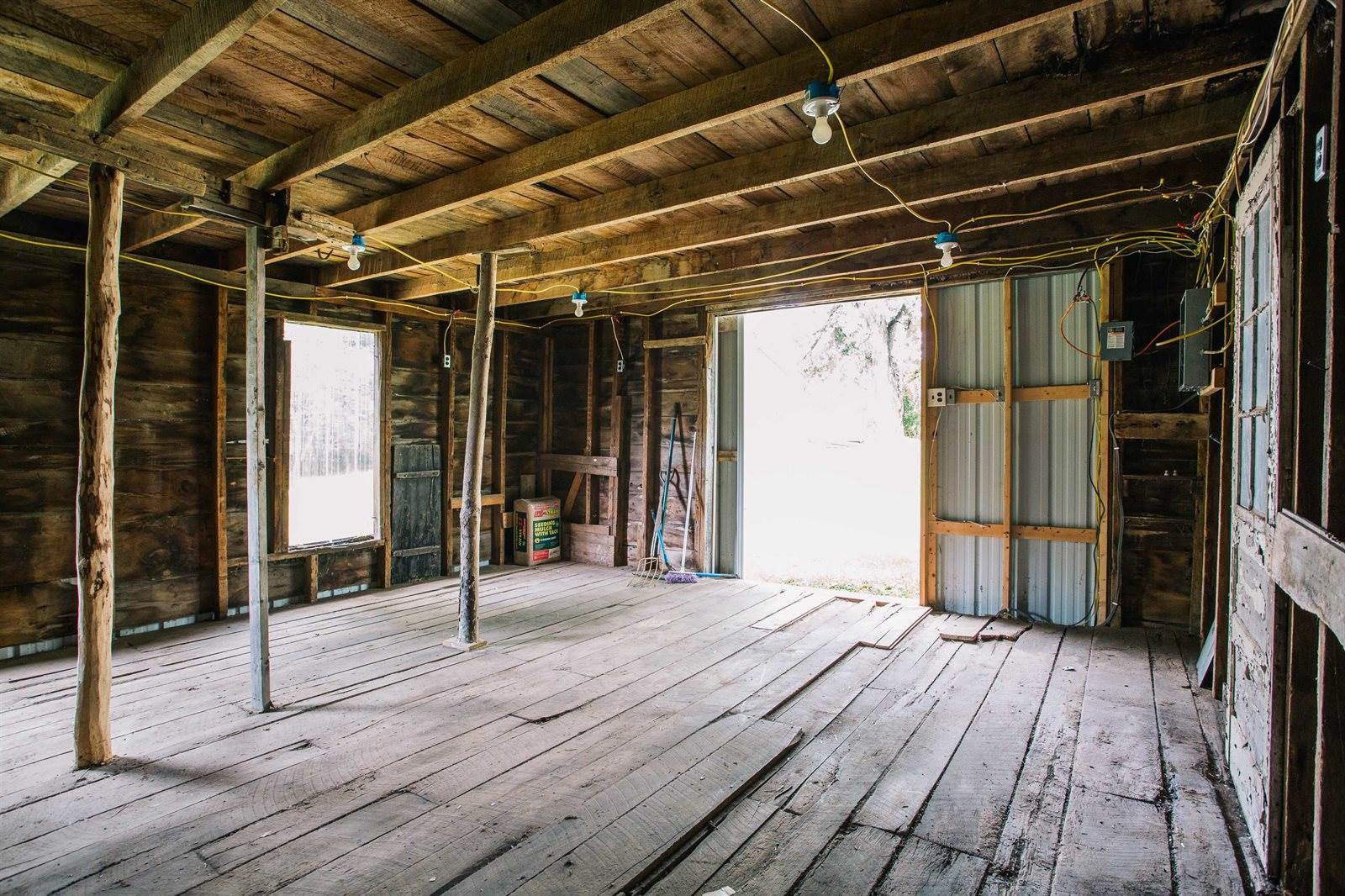 315 W Begley Street, Greenwood, WI 54437