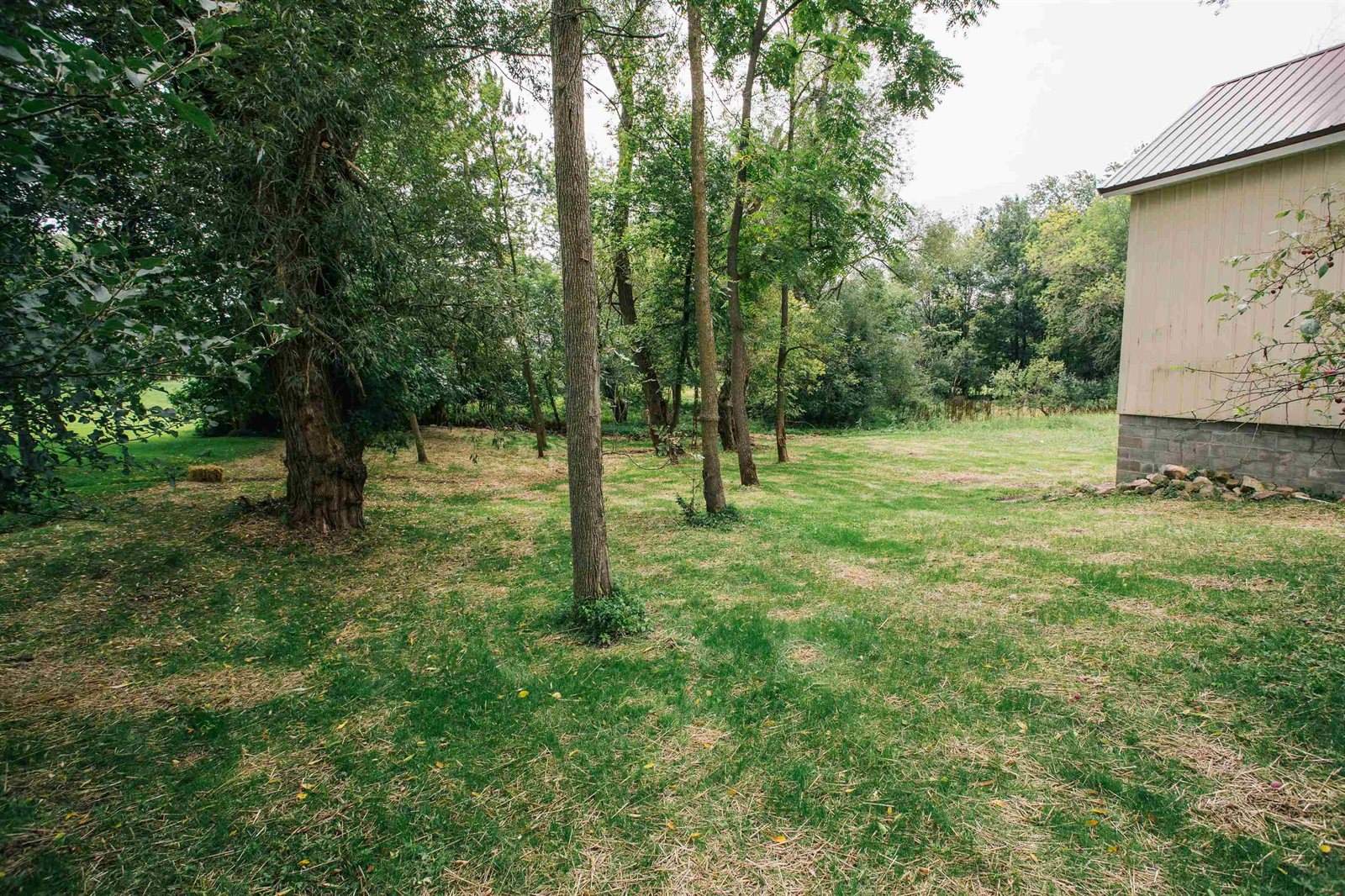 315 W Begley Street, Greenwood, WI 54437