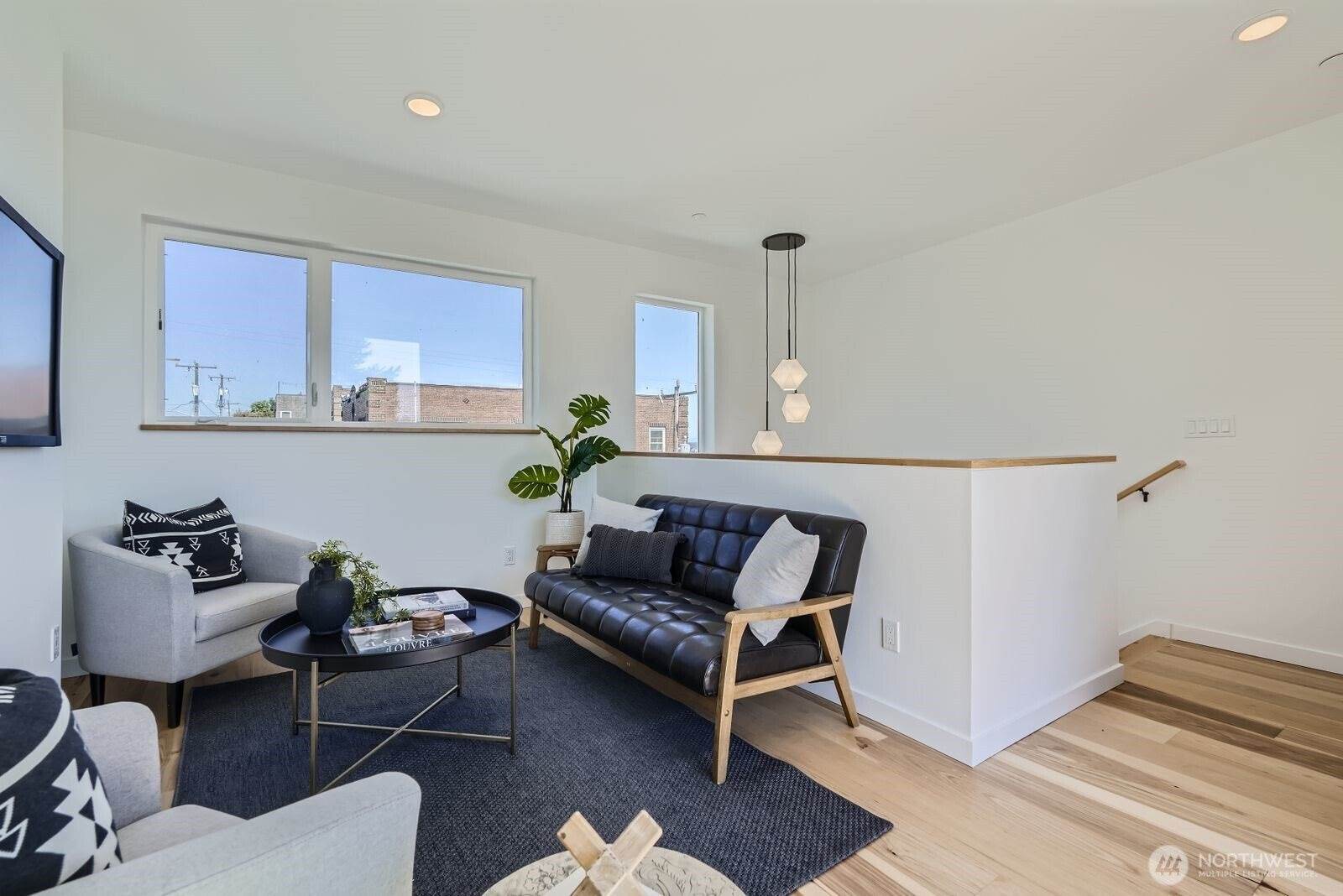 511 Howe Street, Seattle, WA 98109