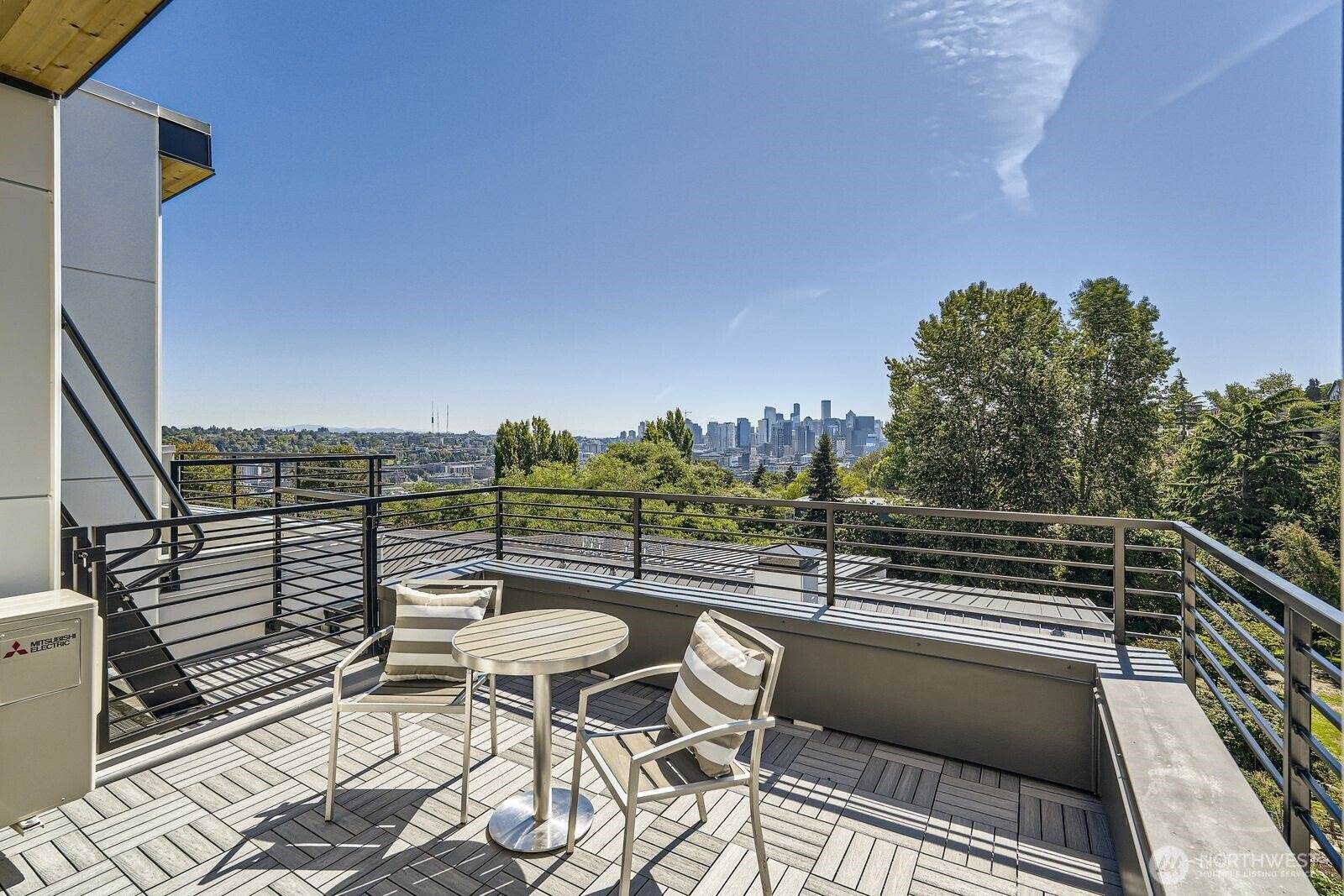 511 Howe Street, Seattle, WA 98109