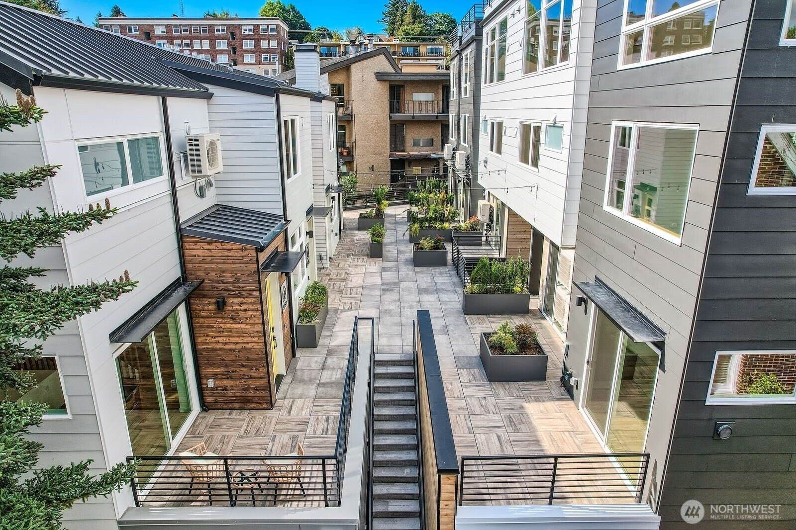 511 Howe Street, Seattle, WA 98109