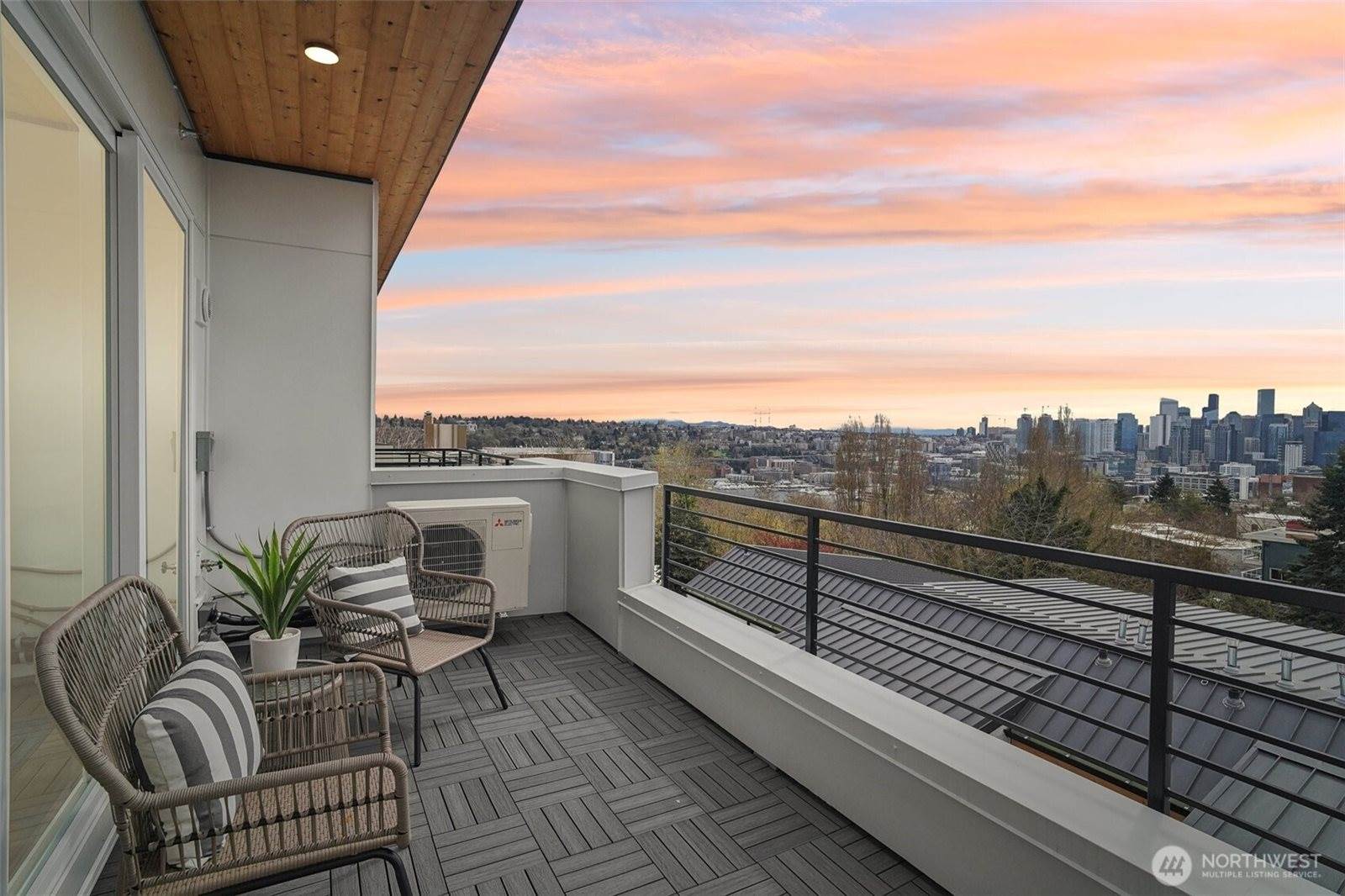 511 Howe Street, Seattle, WA 98109