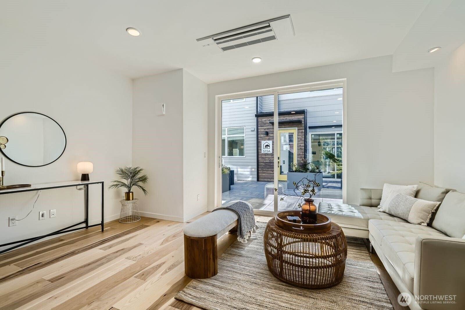 511 Howe Street, Seattle, WA 98109