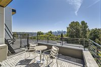 511 Howe Street, Seattle, WA 98109