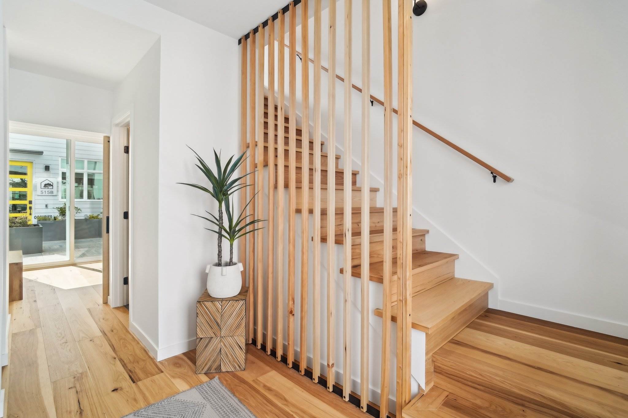 511 Howe St, Seattle, WA 98109