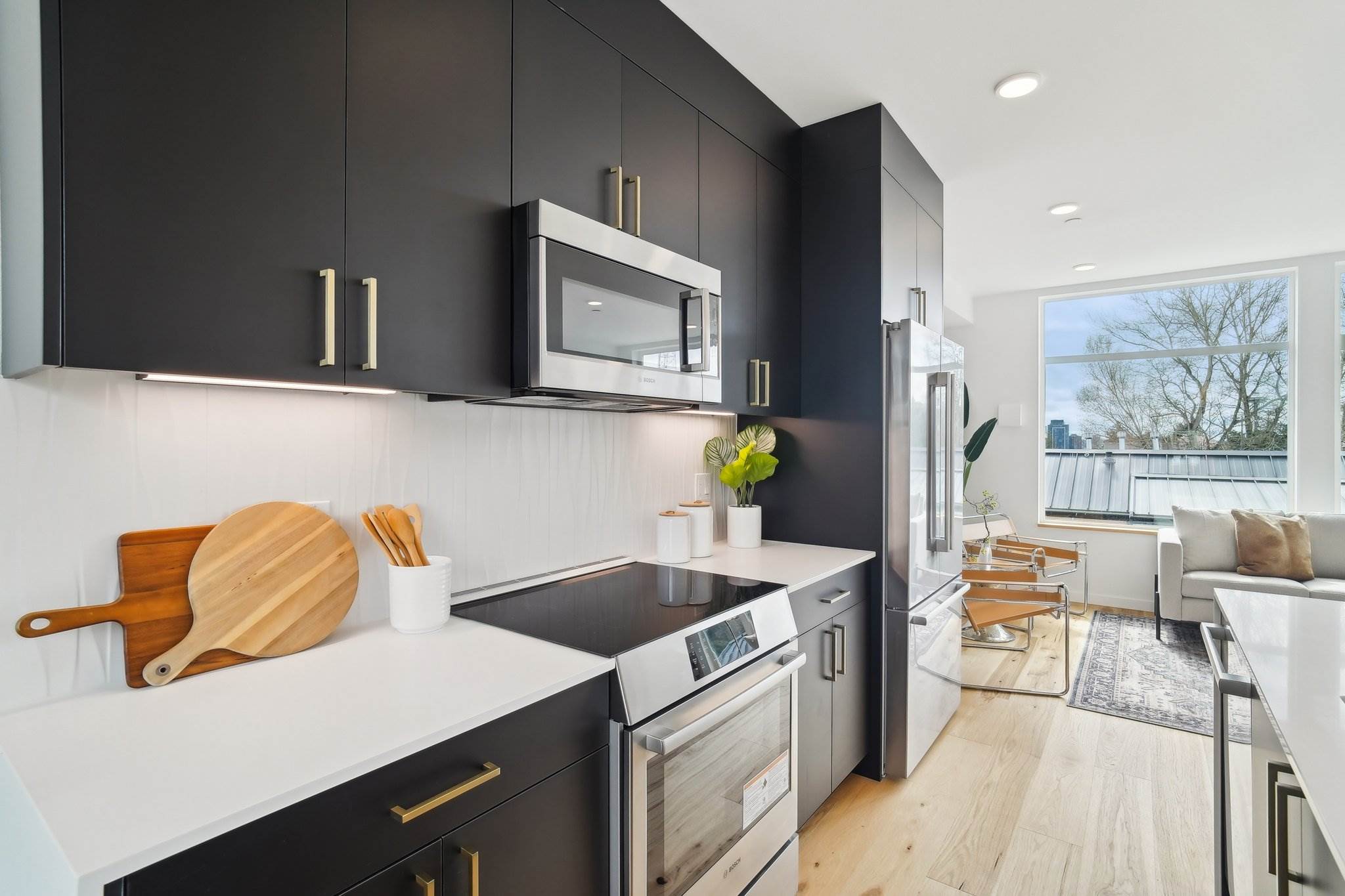 511 Howe St, Seattle, WA 98109