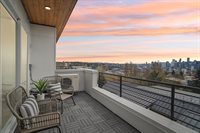 511 Howe St, Seattle, WA 98109