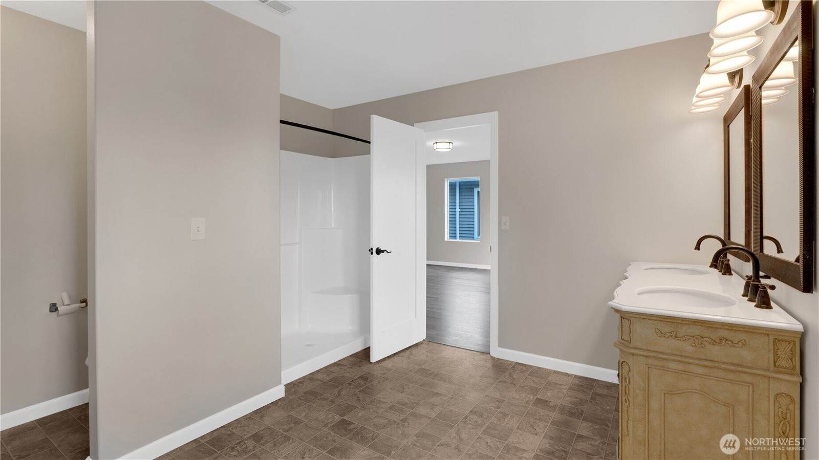 7812 203rd Street Court East, Spanaway, WA 98387