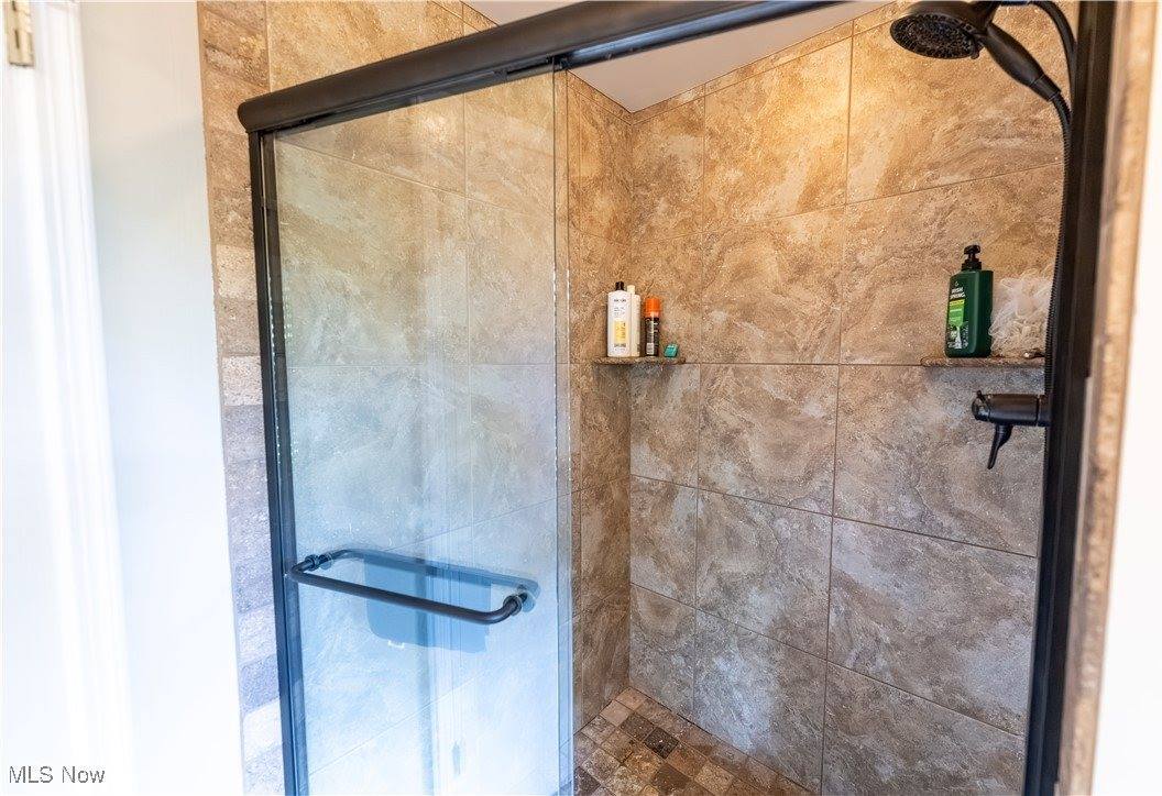 331 Verdant Lane, Canfield, OH 44406