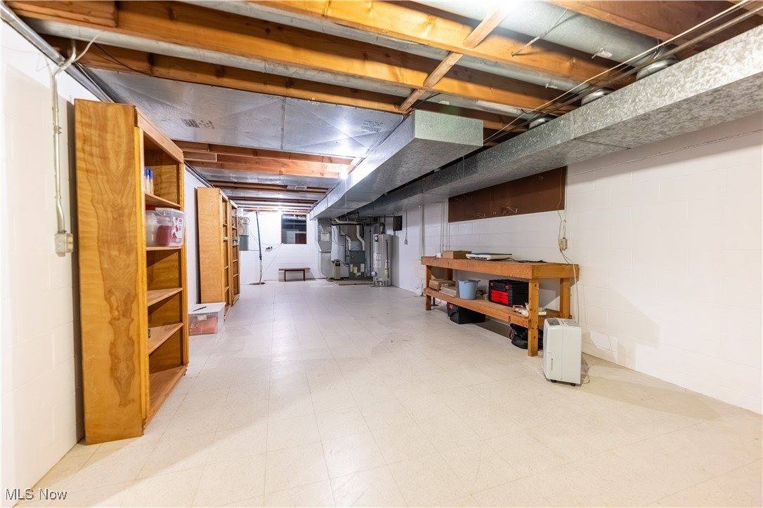 331 Verdant Lane, Canfield, OH 44406