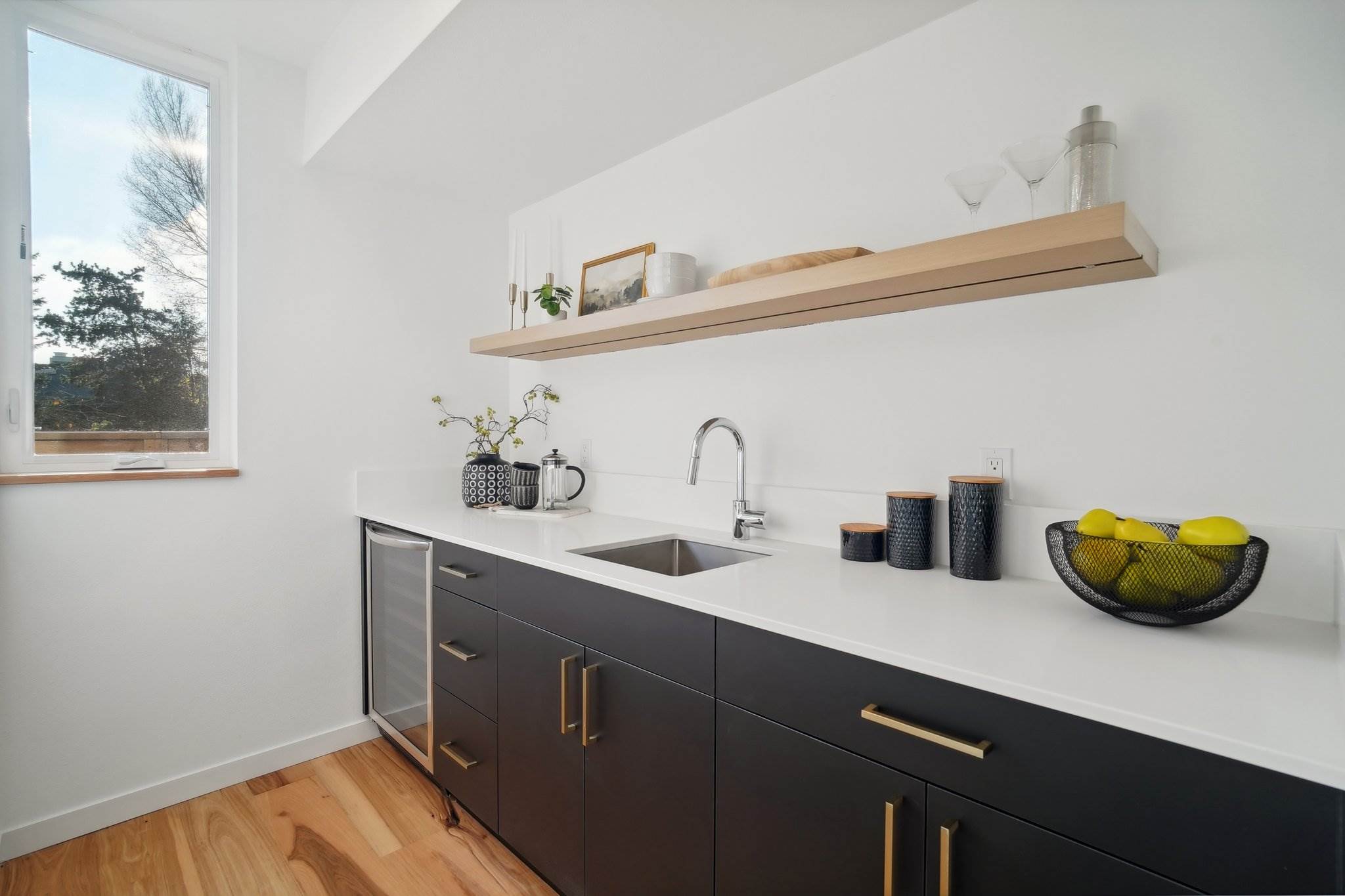 515 Howe St, Seattle, WA 98109