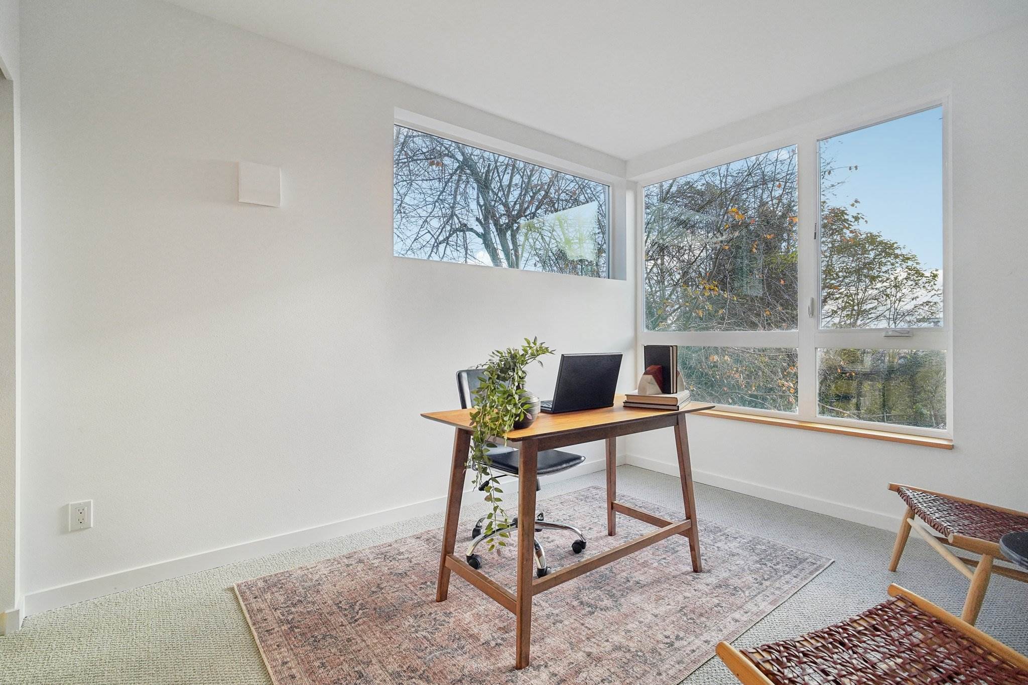 515 Howe St, Seattle, WA 98109