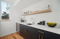 515 Howe St, Seattle, WA 98109