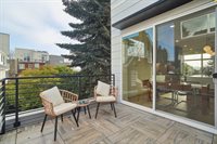 515 Howe St, Seattle, WA 98109