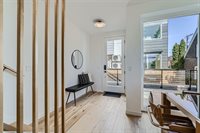 515 Howe St, Seattle, WA 98109