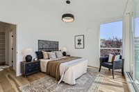 515 Howe St, Seattle, WA 98109