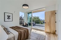 515 Howe St, Seattle, WA 98109