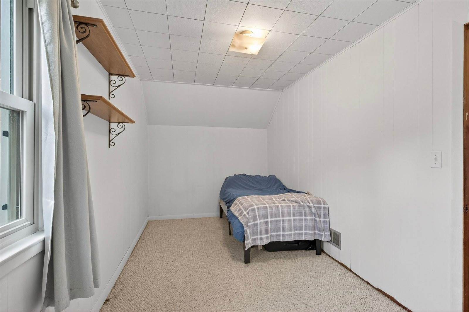 6224 County Road Hh, Vesper, WI 54489