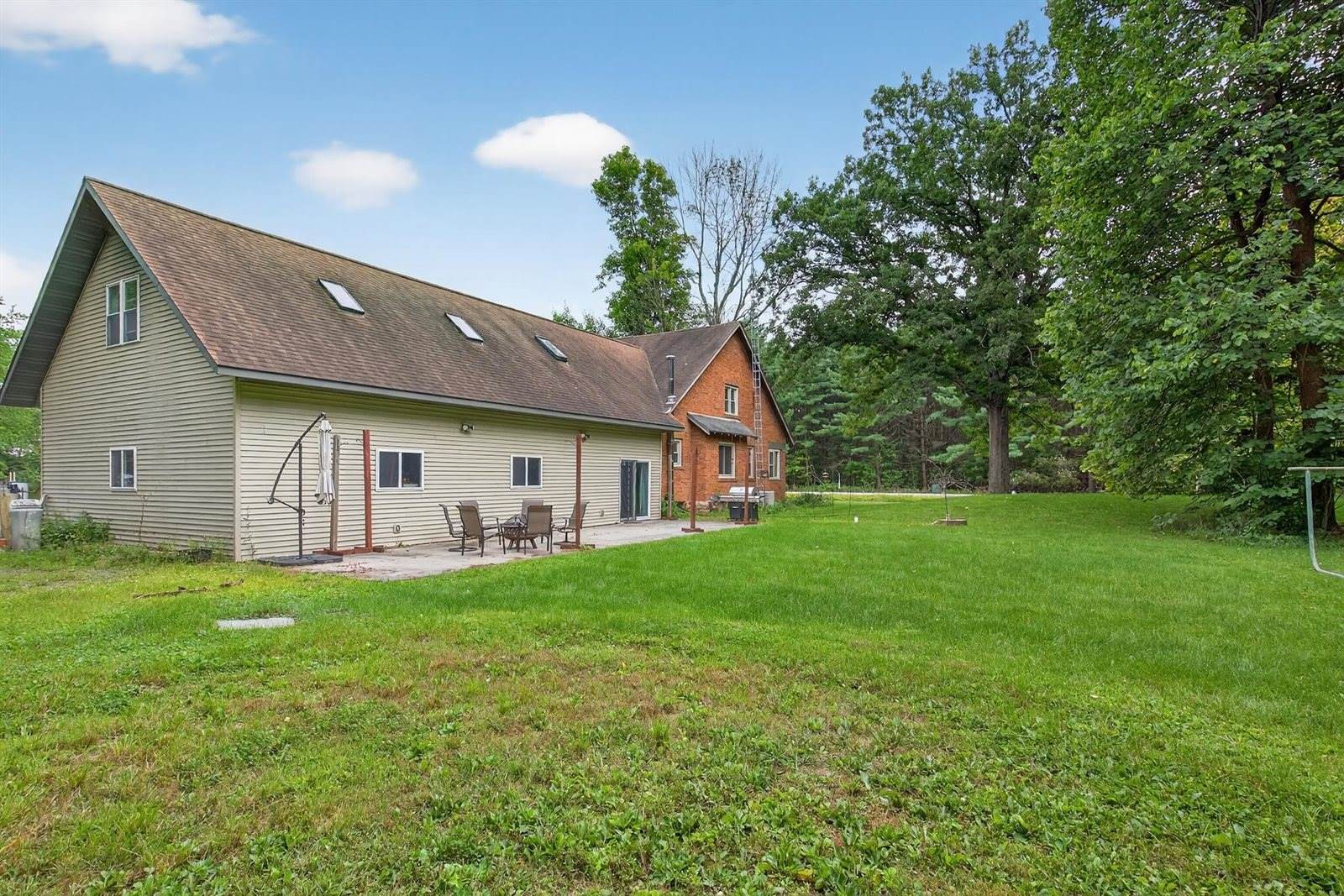 6224 County Road Hh, Vesper, WI 54489