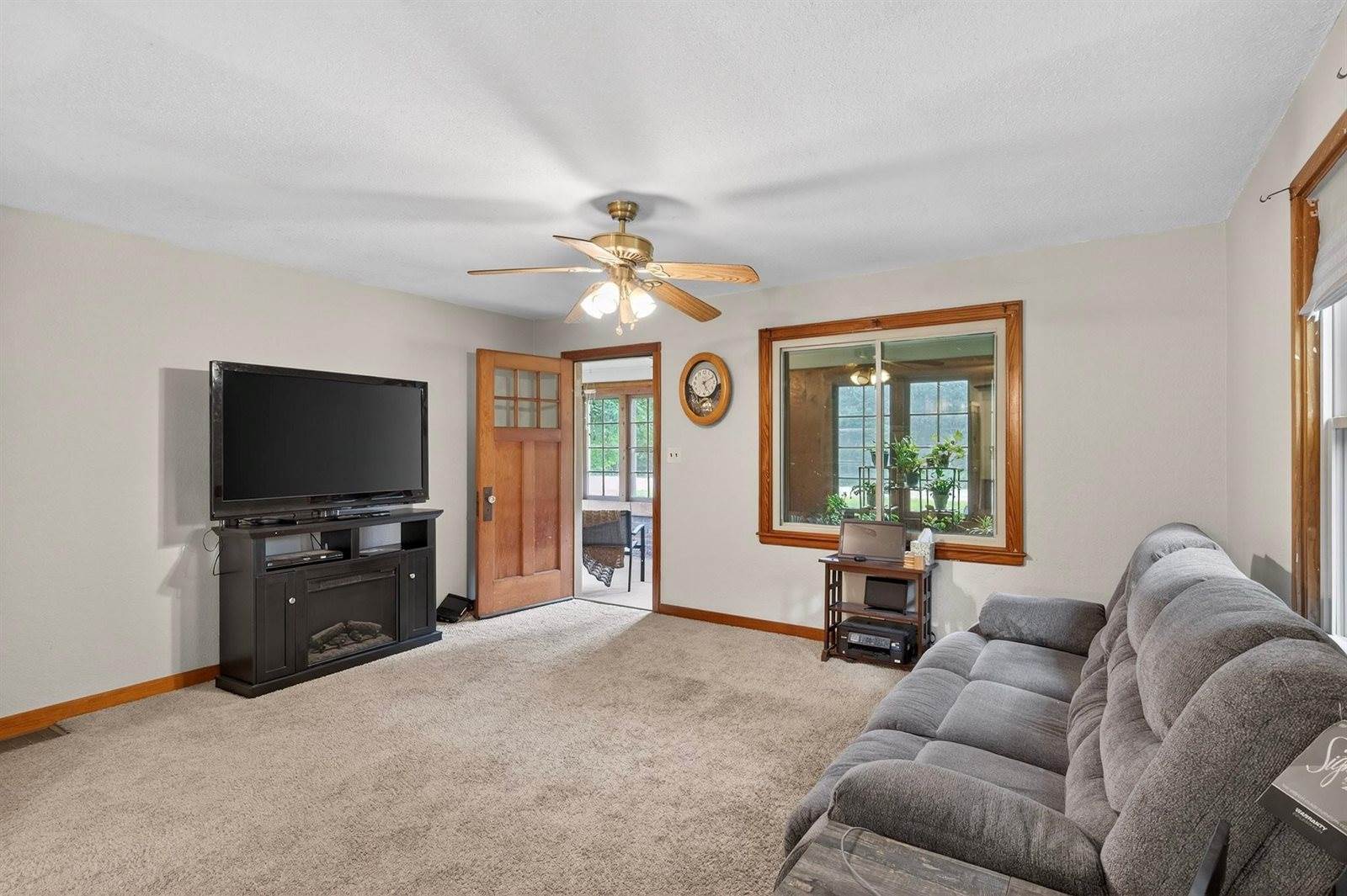 6224 County Road Hh, Vesper, WI 54489