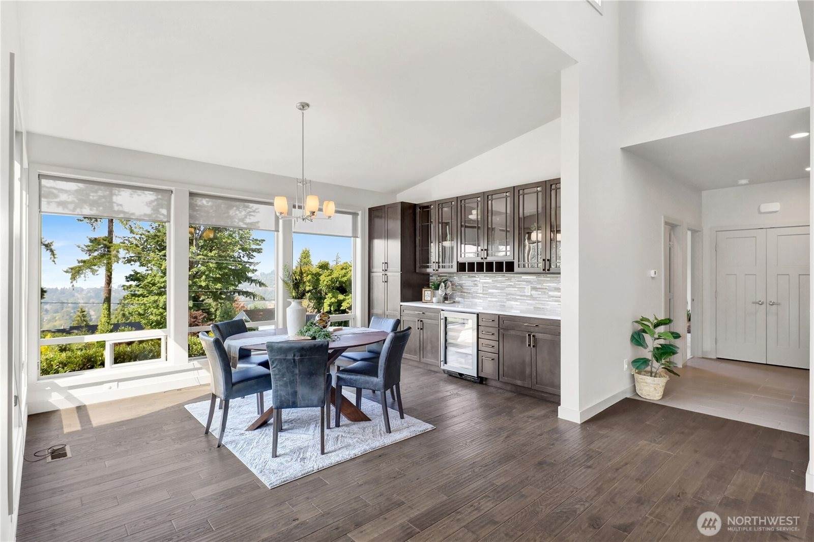 1615 Samish Way, Bellingham, WA 98229