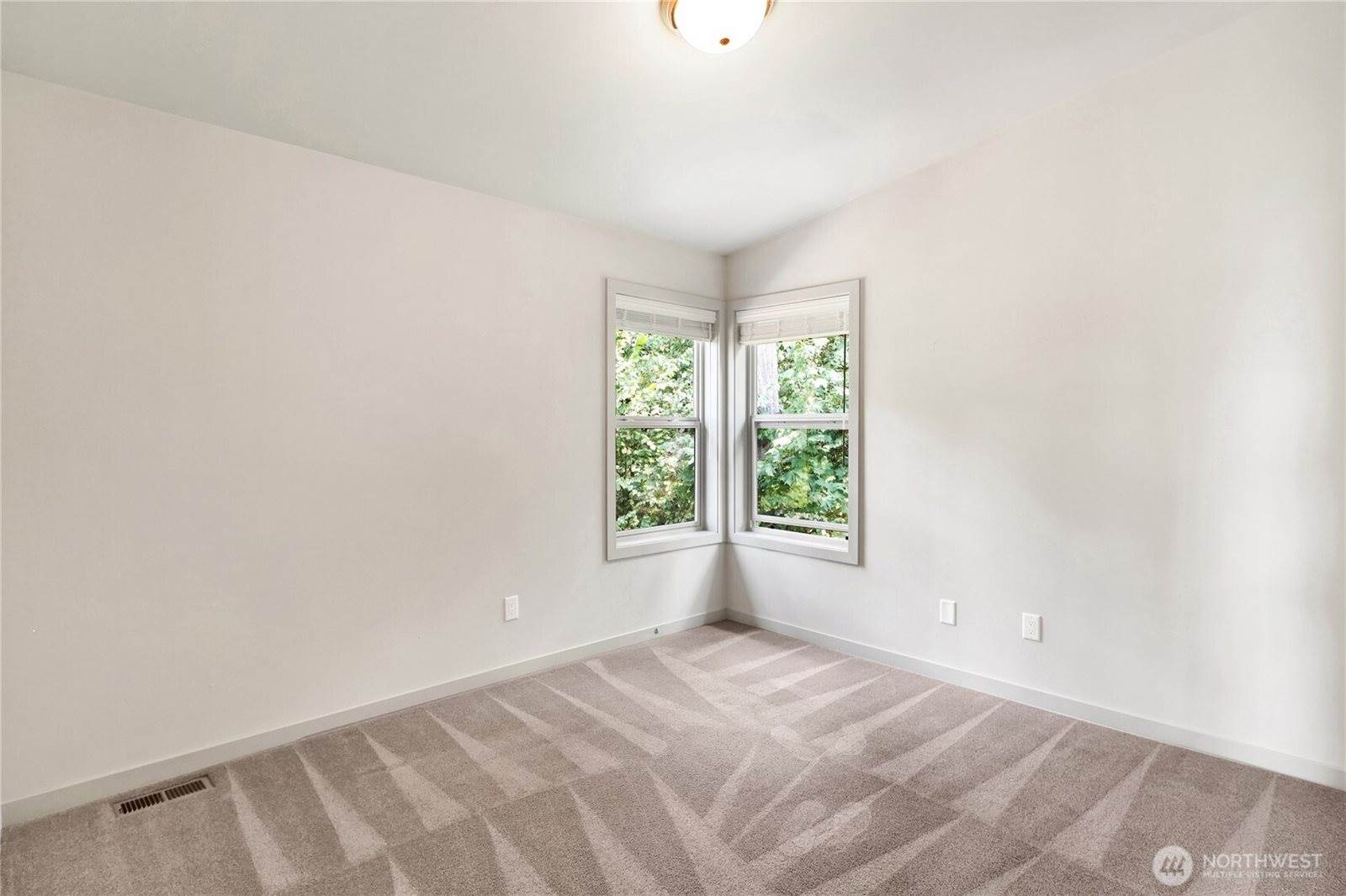 1615 Samish Way, Bellingham, WA 98229