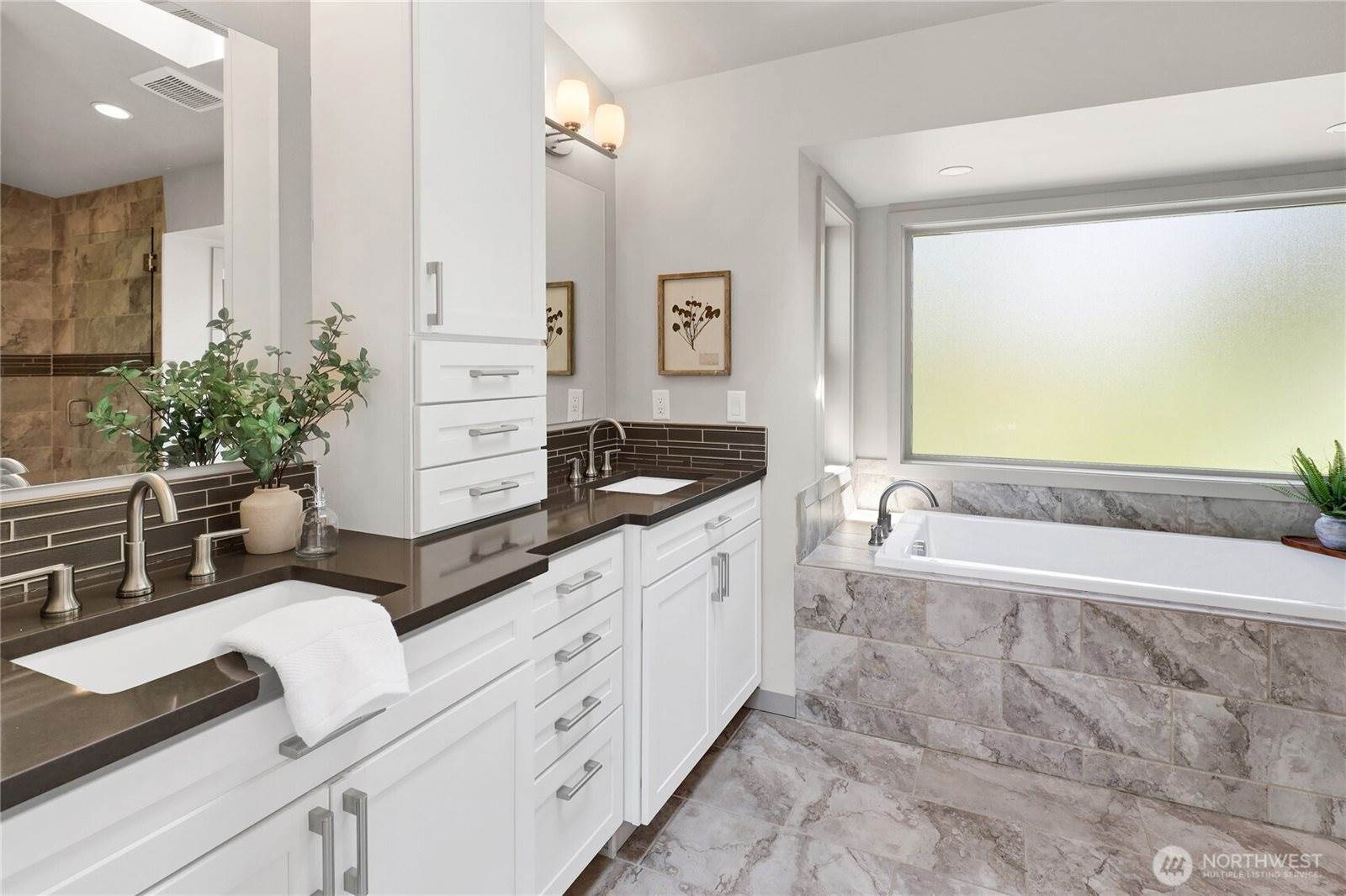 1615 Samish Way, Bellingham, WA 98229