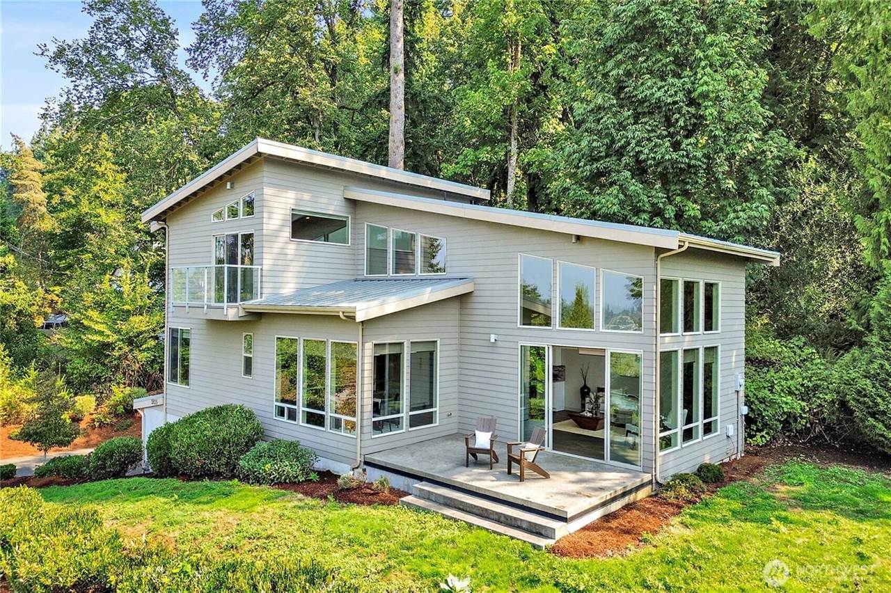 1615 Samish Way, Bellingham, WA 98229