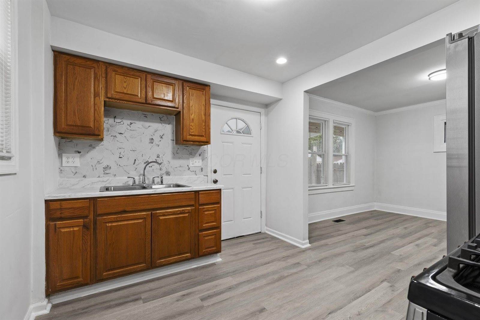 453 South Eureka Avenue, Columbus, OH 43204