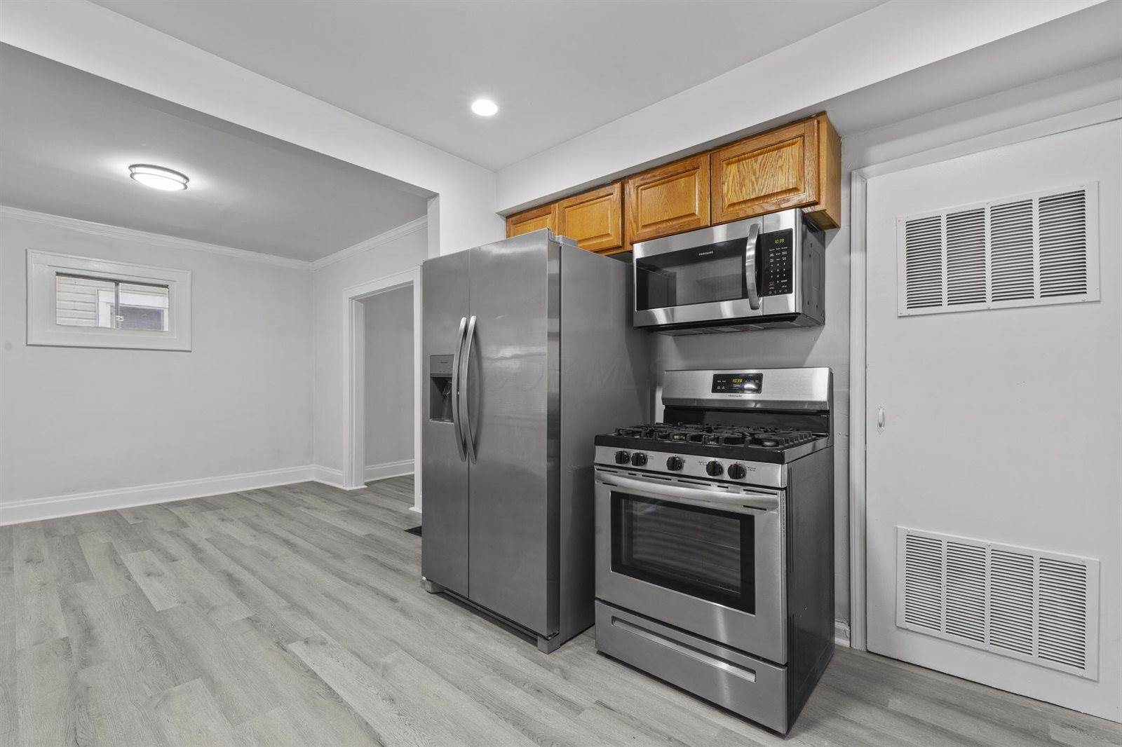 453 South Eureka Avenue, Columbus, OH 43204