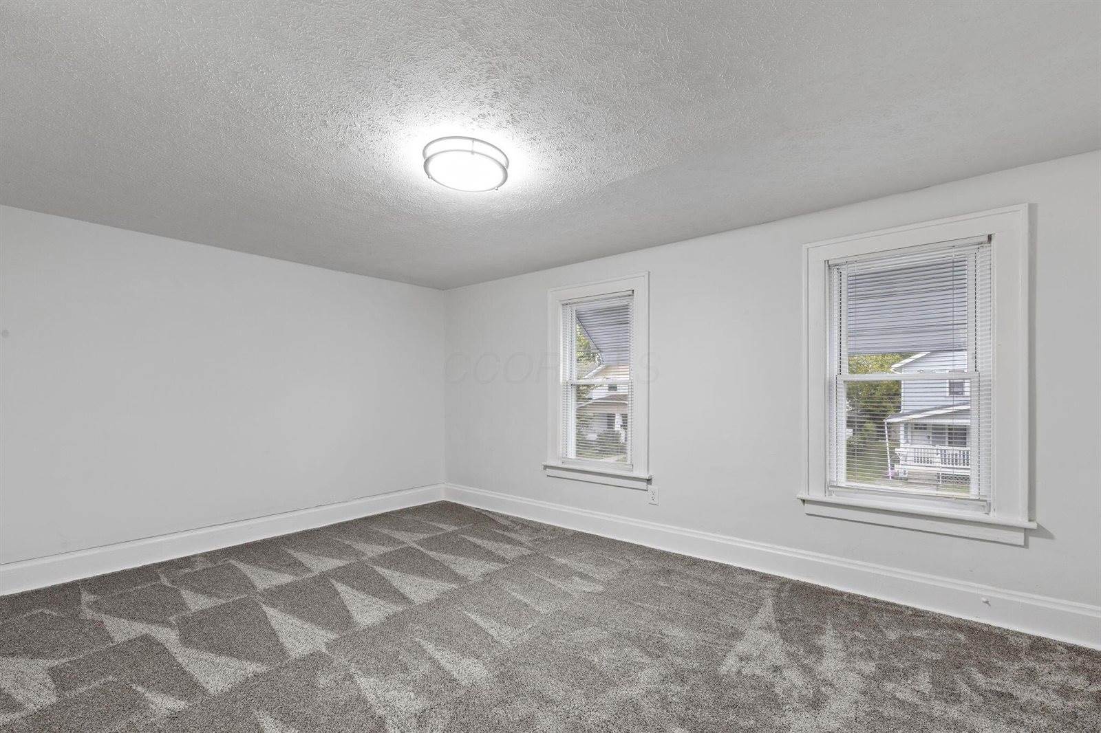 453 South Eureka Avenue, Columbus, OH 43204