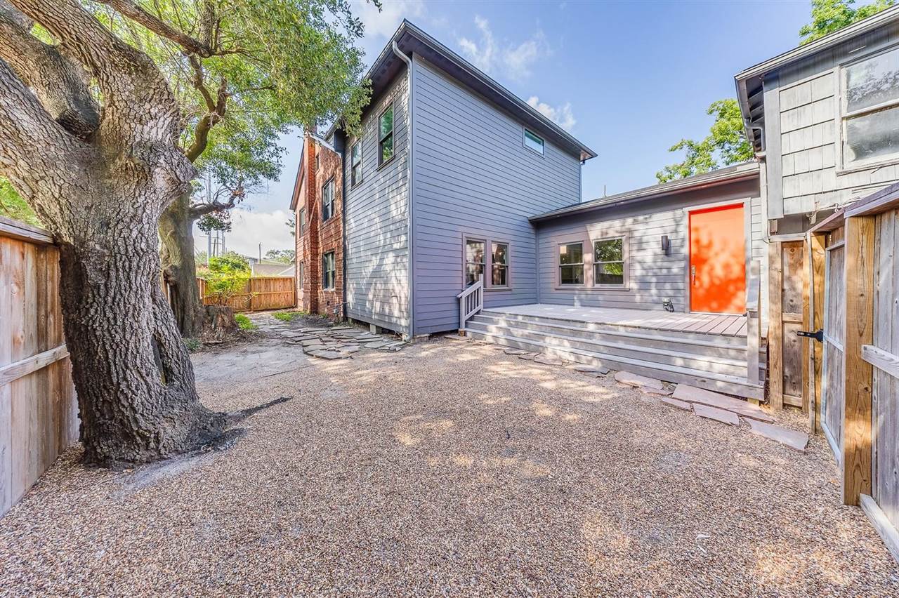 1900 Hawthorne Street, Houston, TX 77098