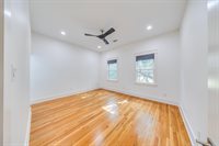 1900 Hawthorne Street, Houston, TX 77098