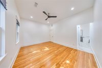 1900 Hawthorne Street, Houston, TX 77098