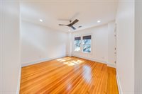 1900 Hawthorne Street, Houston, TX 77098