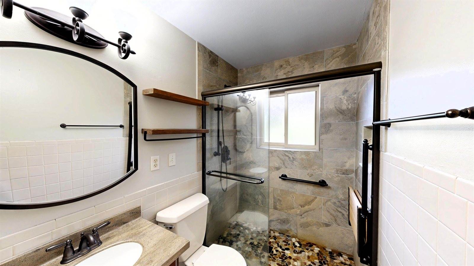 409 Garland Ct, Waukesha, WI 53188