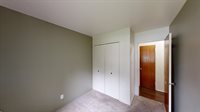409 Garland Ct, Waukesha, WI 53188